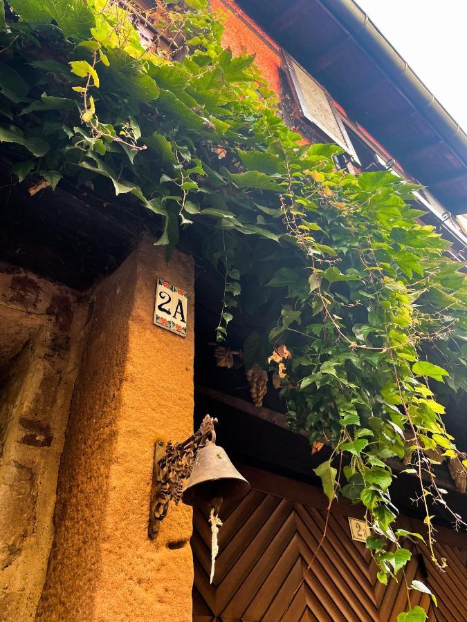 La Maison Rouge Au Coeur De La Ville. Riquewihr Exteriör bild