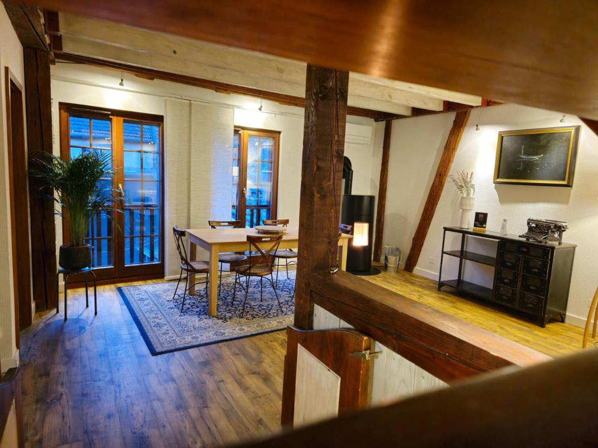 La Maison Rouge Au Coeur De La Ville. Riquewihr Exteriör bild